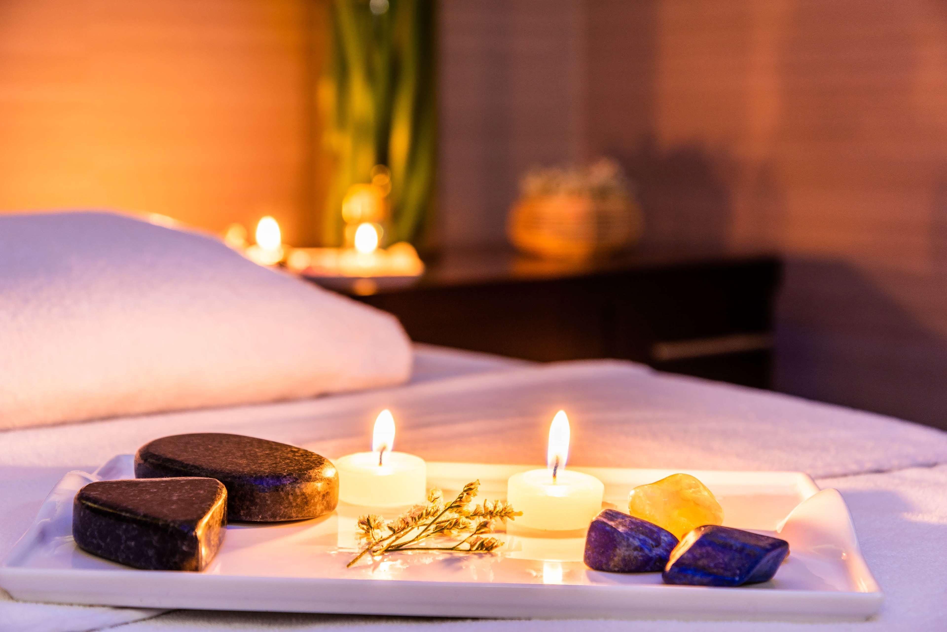 Готель Hilton Doubletree Bogota Salitre Ar Екстер'єр фото A spa treatment