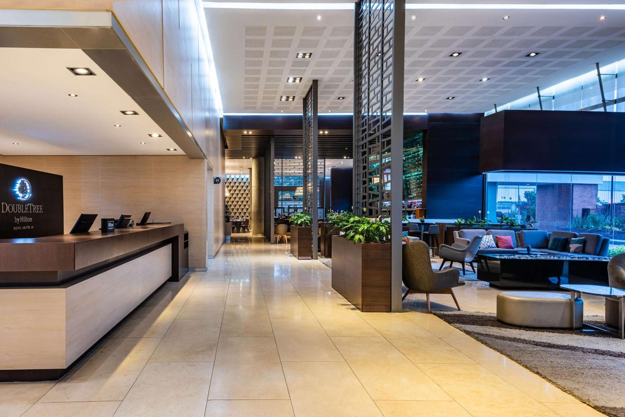Готель Hilton Doubletree Bogota Salitre Ar Екстер'єр фото The lobby of the hotel