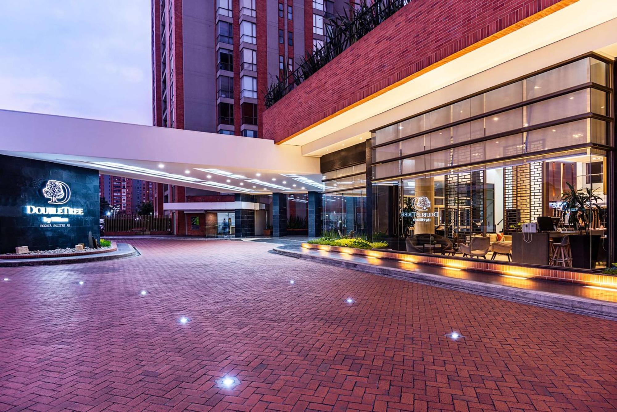 Готель Hilton Doubletree Bogota Salitre Ar Екстер'єр фото Entrance