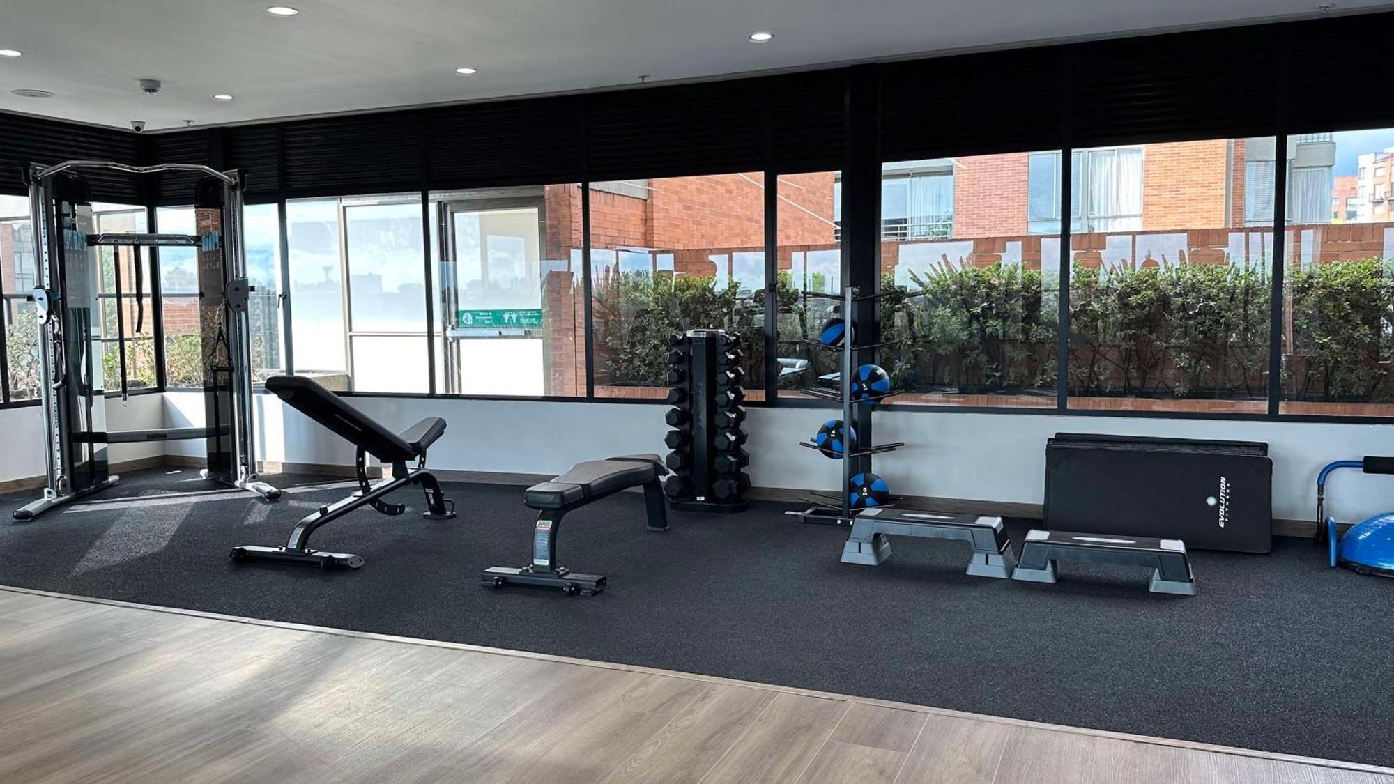 Готель Hilton Doubletree Bogota Salitre Ar Екстер'єр фото The gym at the University of Law, Birmingham